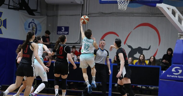 Франківськ-Прикарпаття в овертаймі вирвав перемогу у ІнтерХіма