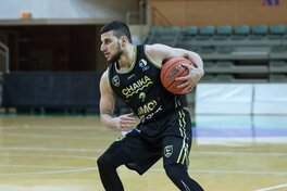 Перша ліга: Чайка-ВСМУ та Ужгород-КЗ ДЮСШ почали другий етап з перемог