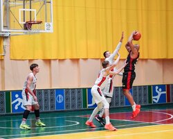 Хмельницький обіграв на виїзді Самбір у Вищій лізі