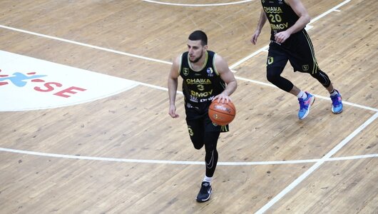 Перша ліга: Чайка обіграла Ужгород, КДЮСШ-Південне виграла у Академії Говерла