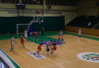 Самбір вдома поступився Хмельницькому: фотогалерея