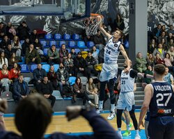 Дніпро обіграв Ніко-Баскет в результативному матчі: хайлайти Суперліги GGBET 15 лютого