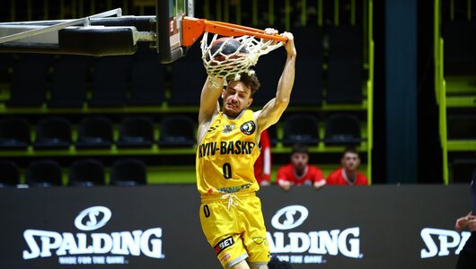 Яскраві фото тринадцятого туру Суперліги GGBET