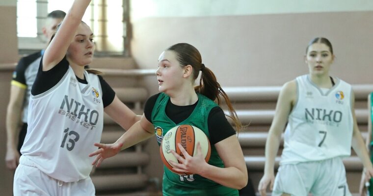 Жіноча Вища ліга: відеотрансляція матчу 19 лютого