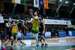 Мавпи обіграли Говерлу, Старий Луцьк дав бій Харківським Соколам: хайлайти Суперліги GGBET 20 лютого