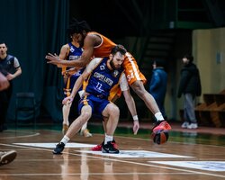 Старий Луцьк вдруге поспіль переміг Мавпи: фотогалерея