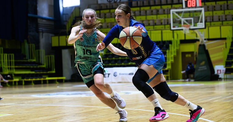 Жіноча Суперліга: Будівельник обіграв Вінницю, залишившись непереможним