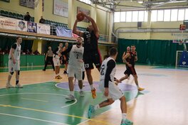 Вища ліга: символічна збірна та MVP деcятого ігрового тижня