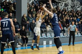 В Дніпрі 28 лютого буде дограно два матчі Суперліги GGBET