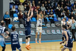 Дніпро переміг Харківські Соколи: фотогалерея матчу