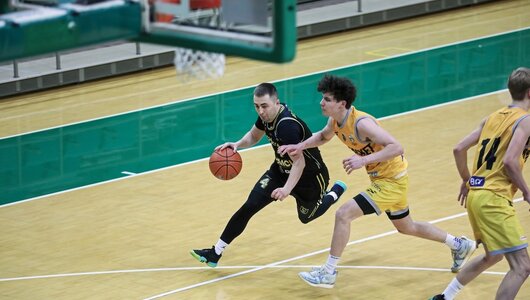 Перша ліга: Чайка-ВМСУ обіграла Київ-Баскет-2, перемоги Ужгорода та Полісся