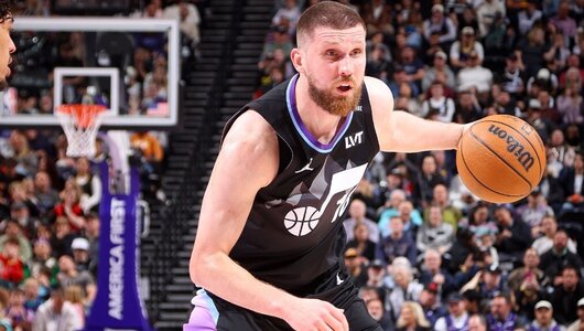 Українці за кордоном: Михайлюк набрав 15 очок проти Денвера, Шульга зіграв другий матч в НБА