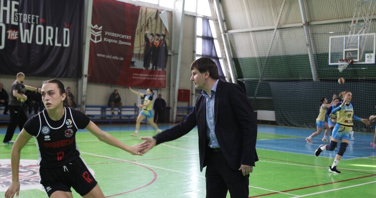 Франківськ-Прикарпаття та Будівельник очними матчами завершили для себе регулярний чемпіонат: коментарі після гри