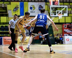 Київ-Баскет на своєму паркеті програв Харківським Соколам: фотогалерея матчу