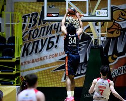 Харківські Соколи обіграли Київ-Баскет, Мавпи та Рівне зіграли овертайм: хайлайти Суперліги GGBET 6 березня