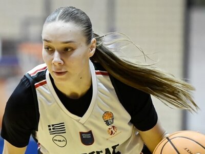 Українці за кордоном: Бойко зіграла 14 хвилин у Греції перед приїздом у збірну