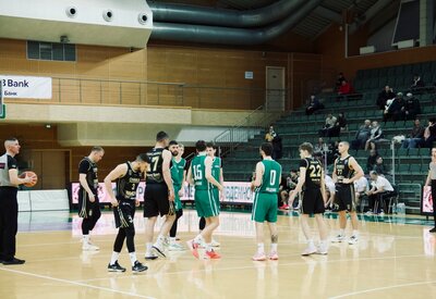 Матчі Першої ліги відбулись в Південному: фотогалерея