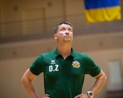 Екскапітан збірної України та тренер Тернополя продає чемпіонський перстень