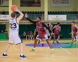 Вища ліга: ДіДіБао захистив друге місце, Хмельницький програв у Вінниці