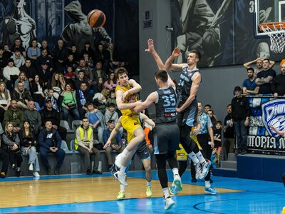 Дніпро розгромив Київ-Баскет, Ніко-Баскет обіграв Говерлу: хайлайти Суперліги GGBET 29 березня