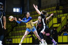 Жіноча Суперліга: відеотрансляція матчів 31 березня