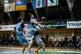 ІФНТУНГ-Академія Говерла та Полісся зіграють у півфіналах Першої ліги