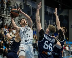 Харківські Соколи перемогли Ніко-Баскет у першому матчі чвертьфінальної серії