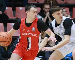 Хмельницький вийшов вперед у півфінальній серії Вищої ліги з Ніко-Баскетом-2