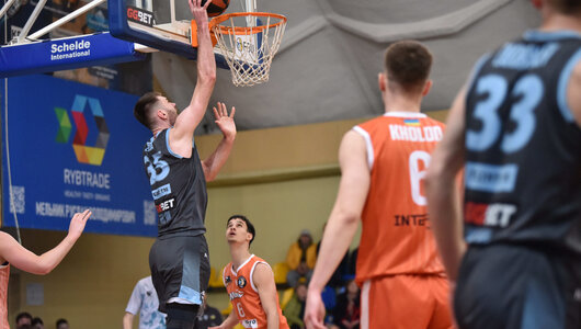 Дніпро переміг Черкаські Мавпи і оформив вихід до півфіналу Суперліги