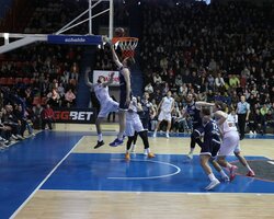 Дніпро та Харківські Соколи пробились в півфінал плейоф: хайлайти Суперліги GGBET 8 квітня