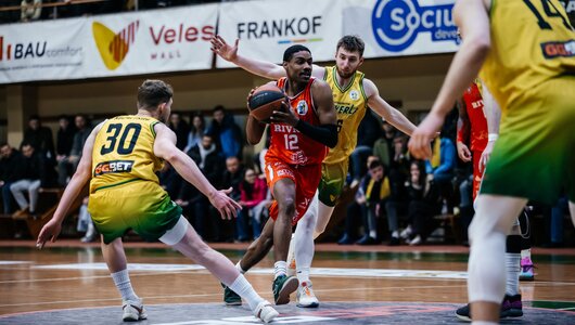 Прикарпаття-Говерла програла вирішальний матч серії Рівне-ОШВСМ в овертаймі: фотогалерея гри