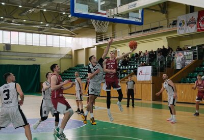 ДіДіБао у Львові обіграв Самбір: фотогалерея