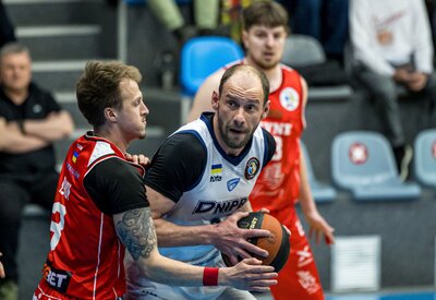 Дніпро розгромив Рівне в першому півфіналі плейоф: хайлайти Суперліги GGBET 16 квітня