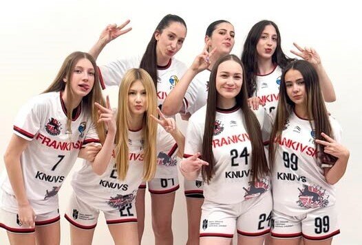 Визначились фіналістки ВЮБЛ серед дівчат 2009 року