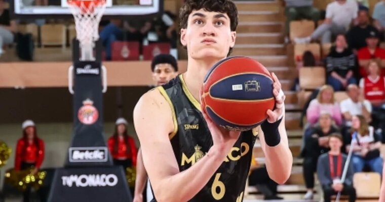 Українці за кордоном: Кличко провів найрезультативніший матч у Франції, Ковляр набрав 8 очок в Адріатичній лізі