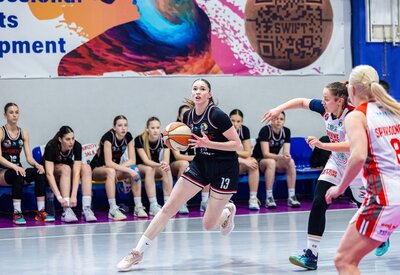 Франківськ-КНУВС переміг Рівне у фіналі, Мобі-СДЮСШОР завоював бронзу жіночої Вищої ліги: результати та фотогалерея 