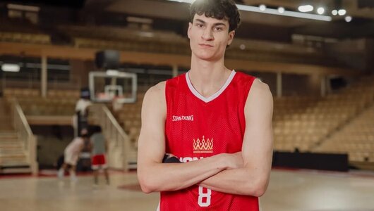 Українці за кордоном: Кличко оформив дабл-дабл в молодіжному чемпіонаті Франції