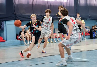 Фінал чотирьох ВЮБЛ серед юнаків 2010 року: фотогалерея першого ігрового дня