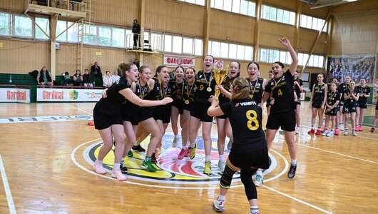 КСЛ-КДЮСШ Маяк Оболоні — новий чемпіон України ВЮБЛ серед дівчат 2011 року