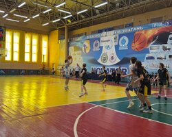 ВЮБЛ серед юнаків 2011 року: друга перемога СДЮСШОР-5-ДФКС, овертайм команд Чернівців та Хмельницького