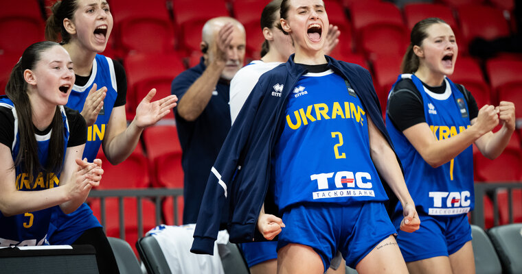 Жіноча молодіжна збірна України U-20 провела два матчі проти команди Латвії