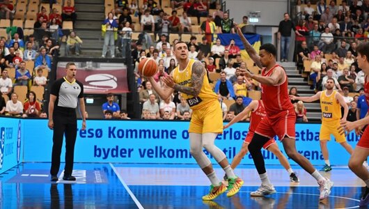 13 очок у Данії вивели Боброва до топ-3 найкращих скорерів збірної України