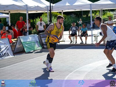 Владислав Мустяца став переможцем турніру з баскетболу 3х3 в Болгарії