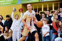 Хмельницький залишив в складі Миколу Бачуріна