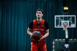 Хмельницький оголосив про ще одне підписання напередодні дебюту у Суперлізі