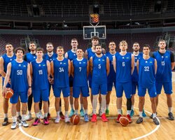 Збірна України провела тренування перед першим контрольним матчем