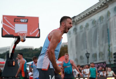 Фінал GGBET 3х3 Чемпіонату України у Києві: дивіться яскраві фото з Контрактової площі