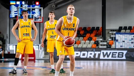 Черкаські Мавпи оголосили про продовження контракту з Іллею Упирем