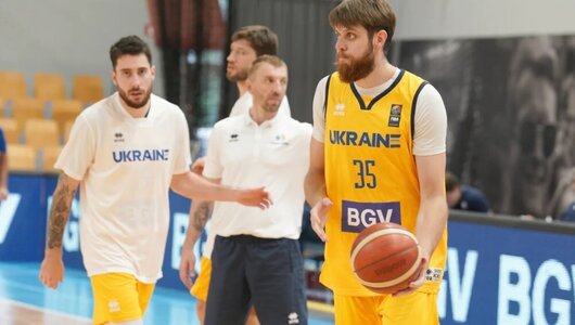 Артем Ковальов підписав контракт з азербайджанським клубом