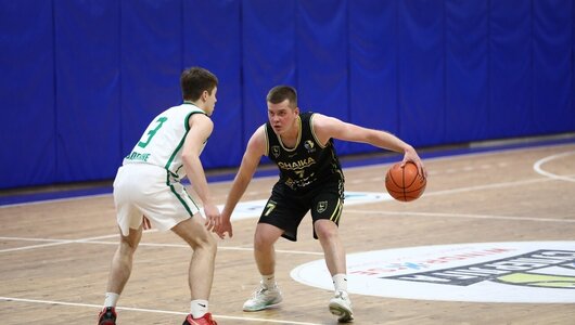 Вища ліга: історичні лідери та гравці, які можуть оновити рекорди
